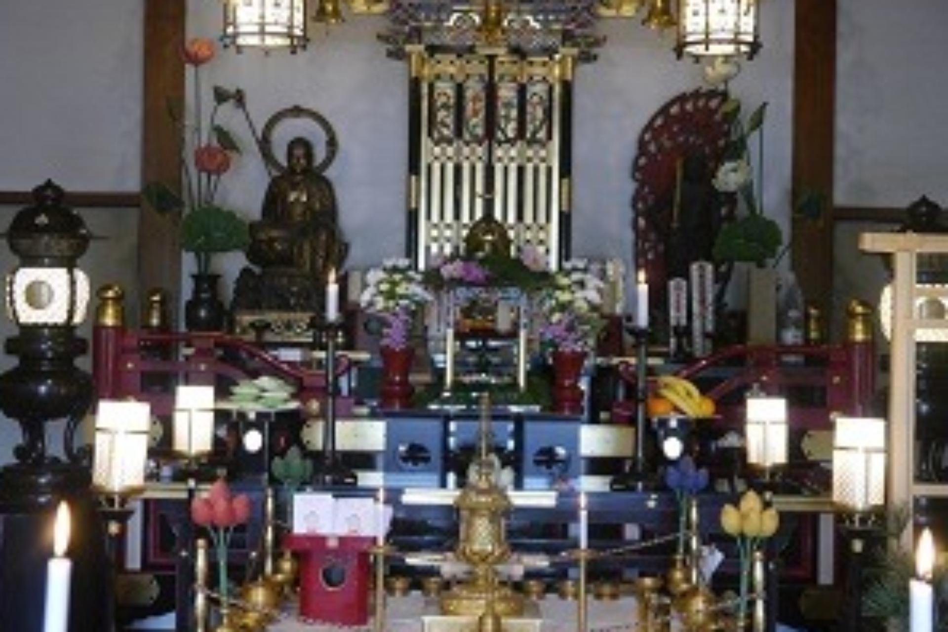 仏生会〈花まつり〉（お釈迦様の誕生日・甘茶接待）の画像